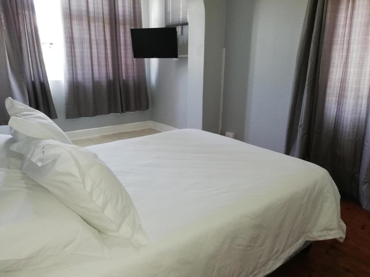 La Maison On 3Rd Guesthouse Port Elizabeth Ngoại thất bức ảnh