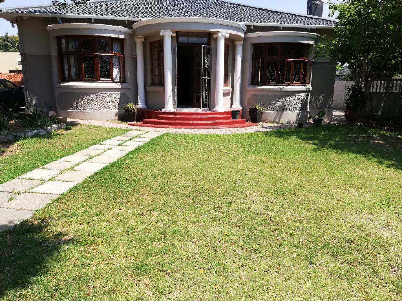 La Maison On 3Rd Guesthouse Port Elizabeth Ngoại thất bức ảnh