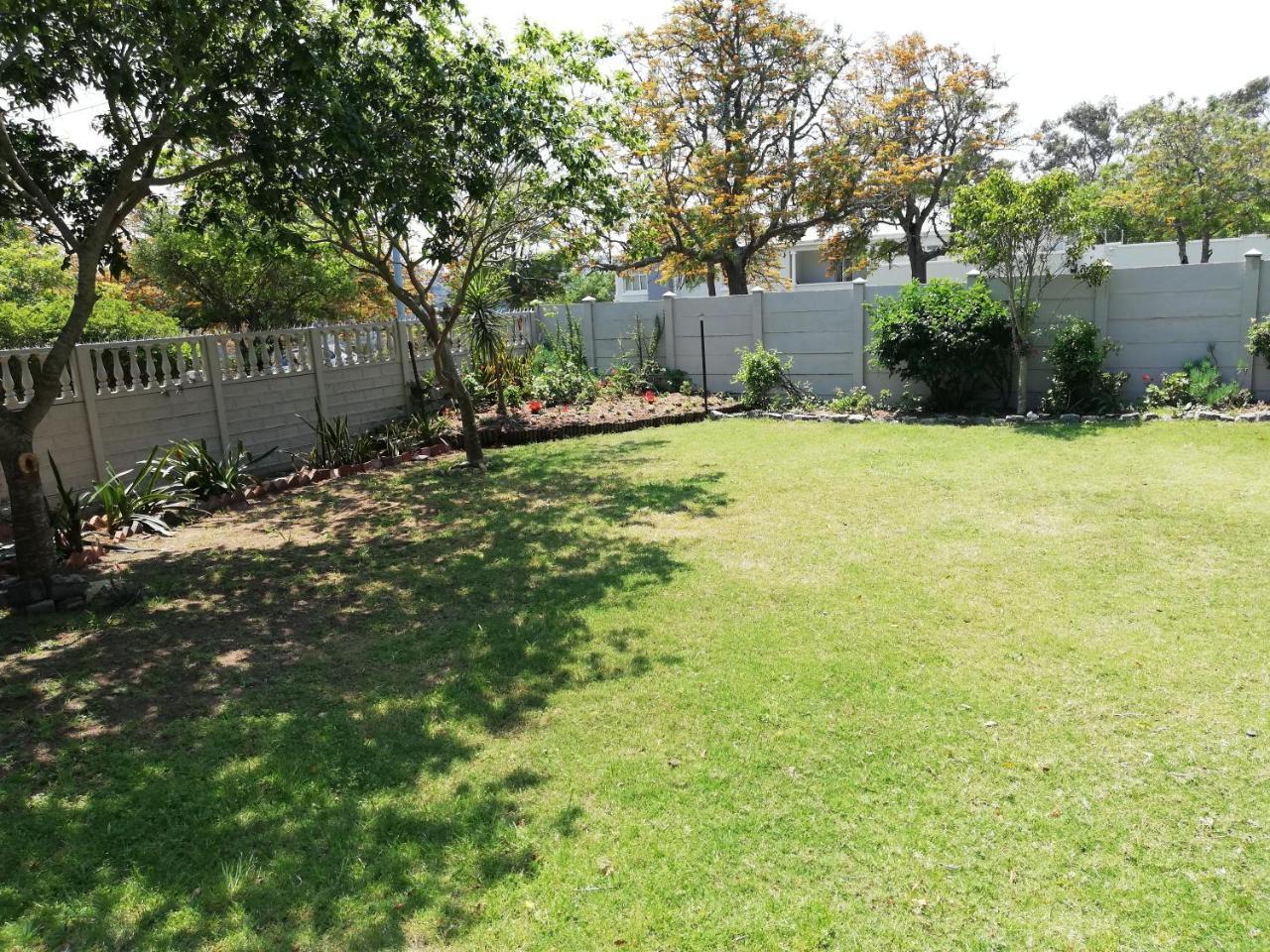 La Maison On 3Rd Guesthouse Port Elizabeth Ngoại thất bức ảnh