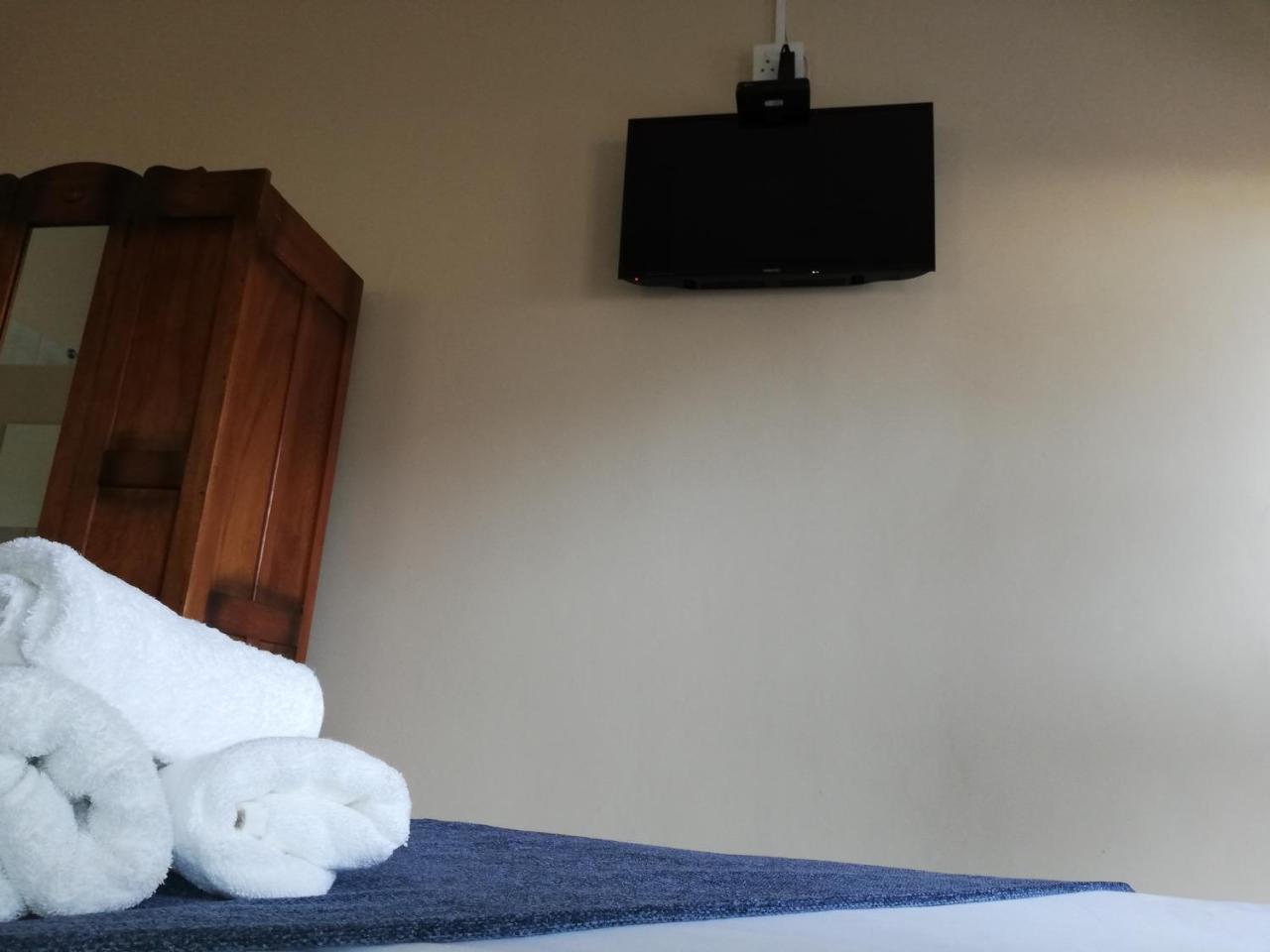La Maison On 3Rd Guesthouse Port Elizabeth Ngoại thất bức ảnh