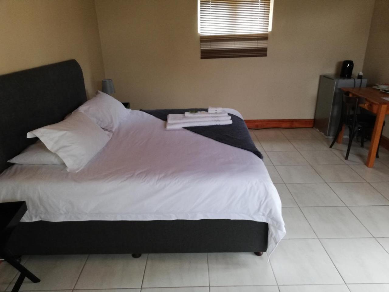 La Maison On 3Rd Guesthouse Port Elizabeth Ngoại thất bức ảnh